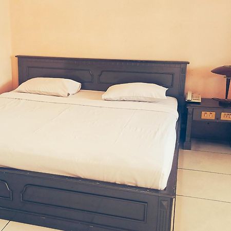 Hotel Wijaya Purwokerto Dış mekan fotoğraf