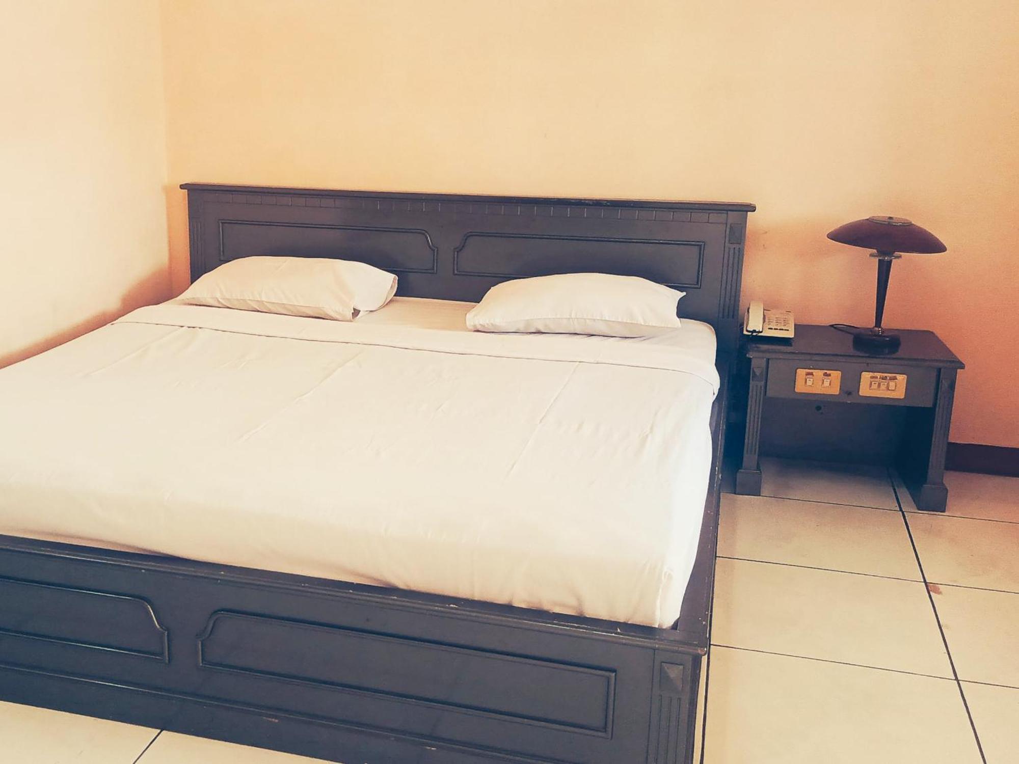 Hotel Wijaya Purwokerto Dış mekan fotoğraf