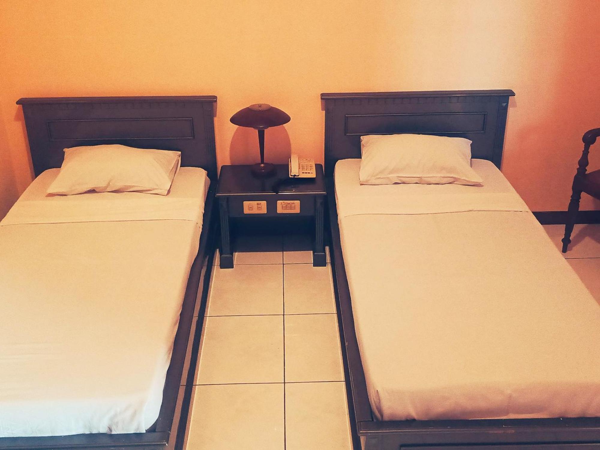 Hotel Wijaya Purwokerto Dış mekan fotoğraf