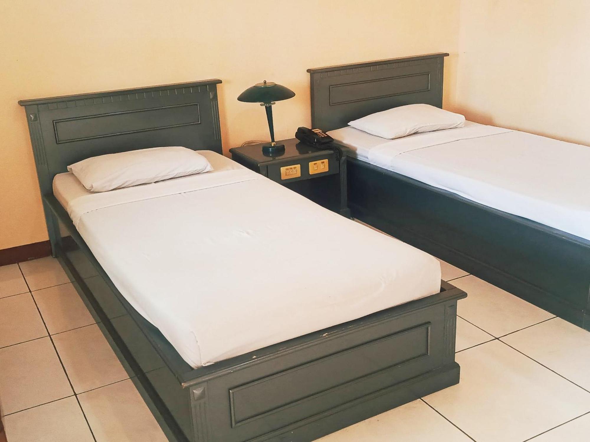 Hotel Wijaya Purwokerto Dış mekan fotoğraf
