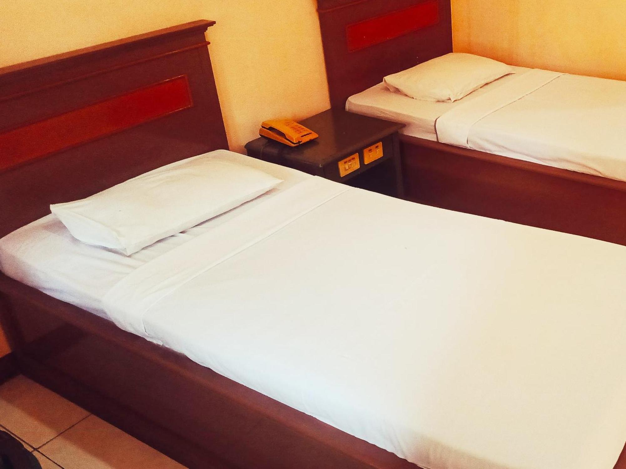 Hotel Wijaya Purwokerto Dış mekan fotoğraf