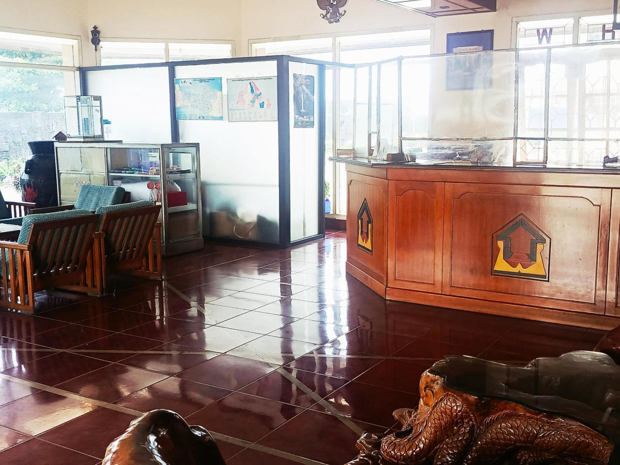 Hotel Wijaya Purwokerto Dış mekan fotoğraf